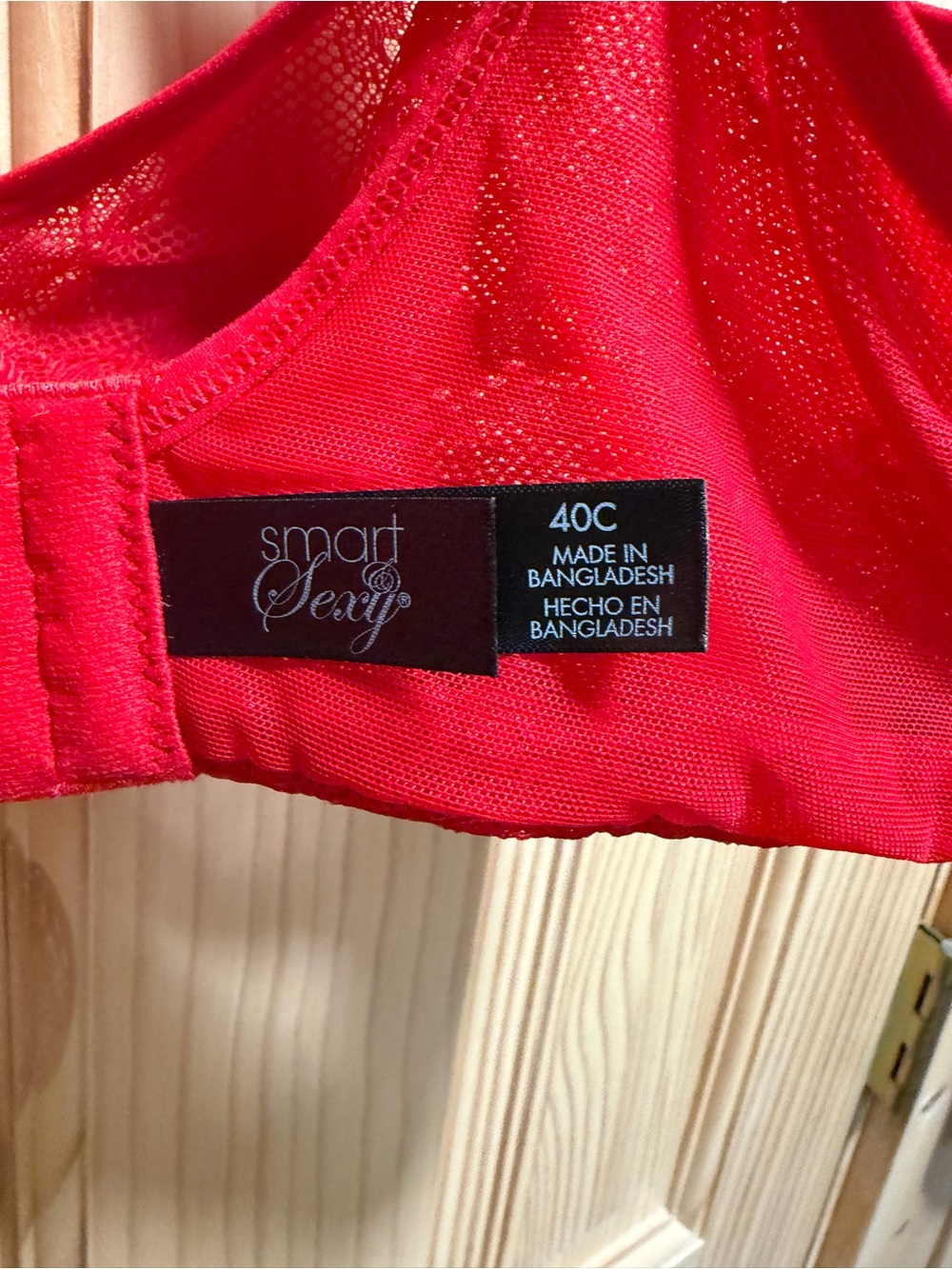 Red Sheer Sexy Floral Demi Underwire Bra NWT - Picture 5 of 8